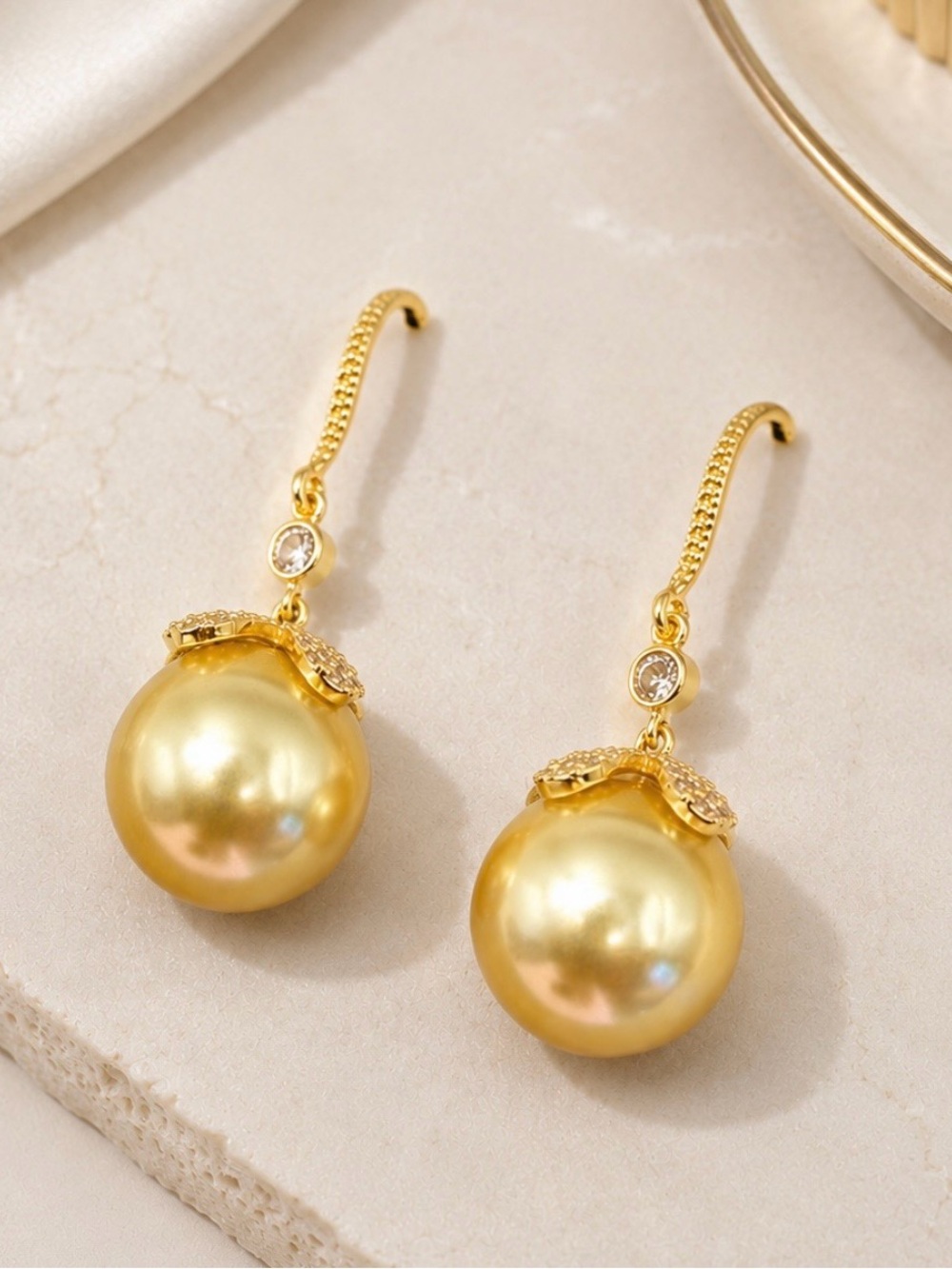 Vintage Inspired Gold Tone Faux Pearl Rhinestone Floral Drop Earrings NEW